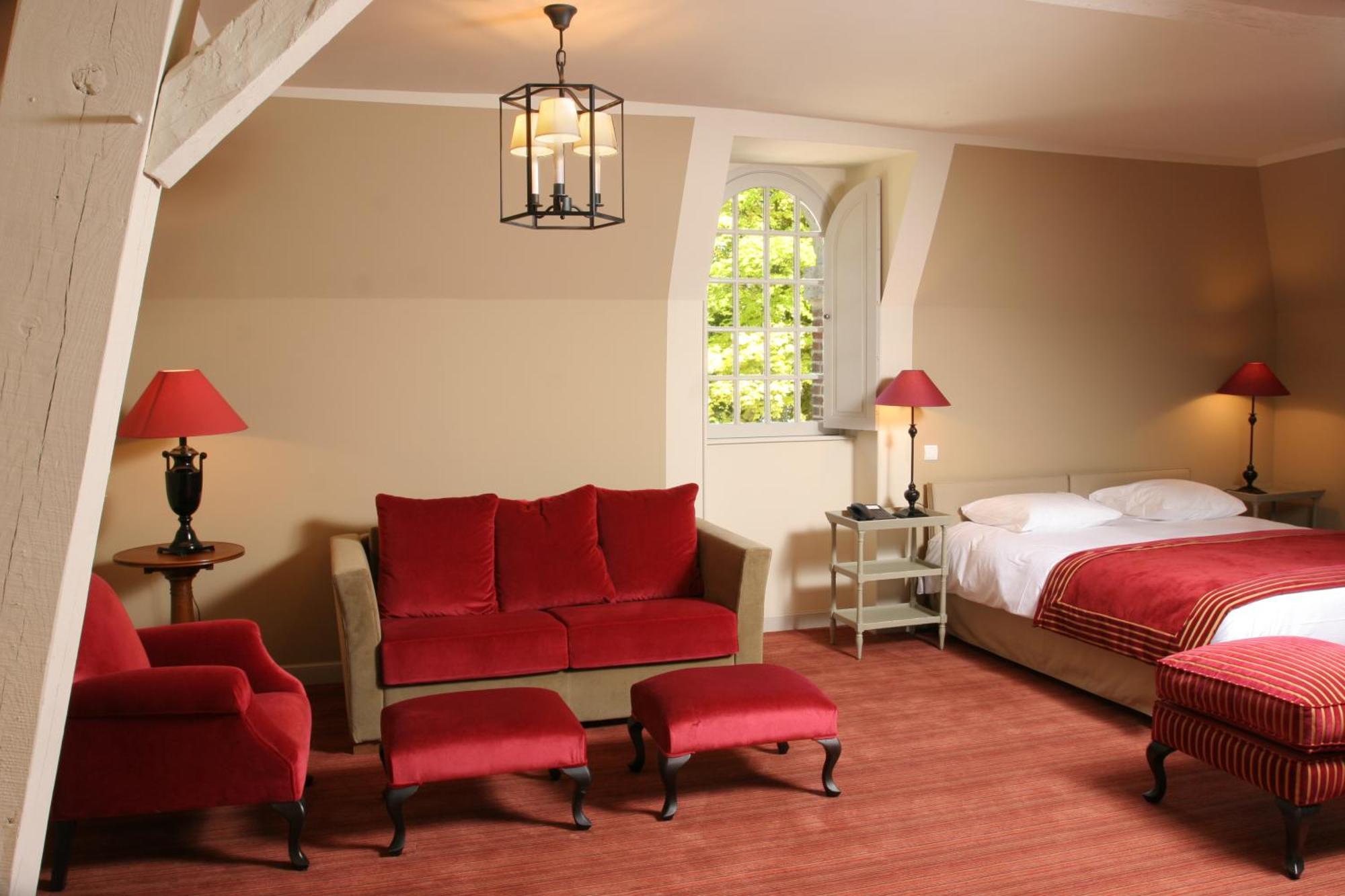 Chateau D'Augerville Golf & Spa Resort Bagian luar foto